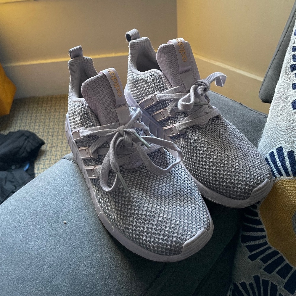 Lilac adidas youth 3